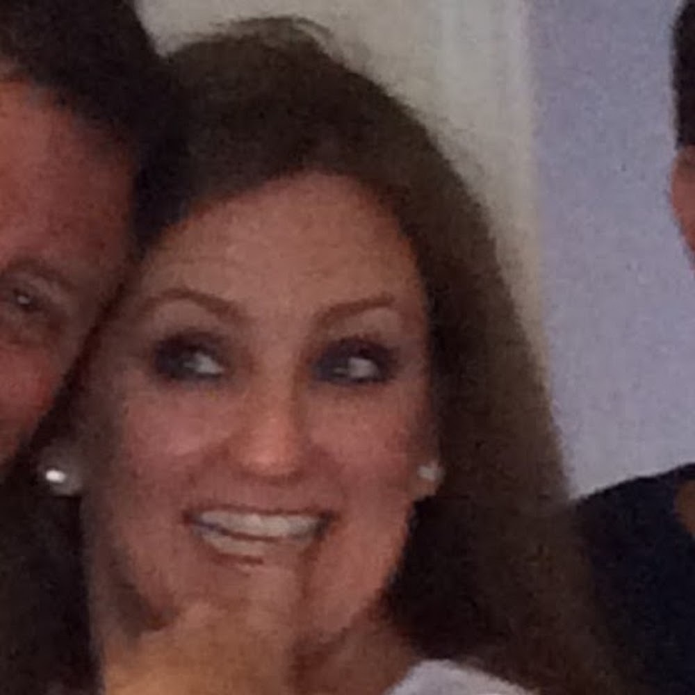 Meet your Posher, Lynne